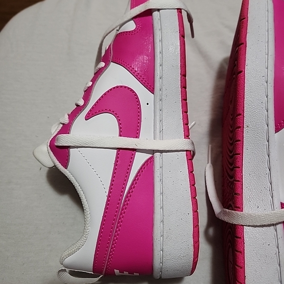Nike Pink and White Sneakers - Picture 5 of 10